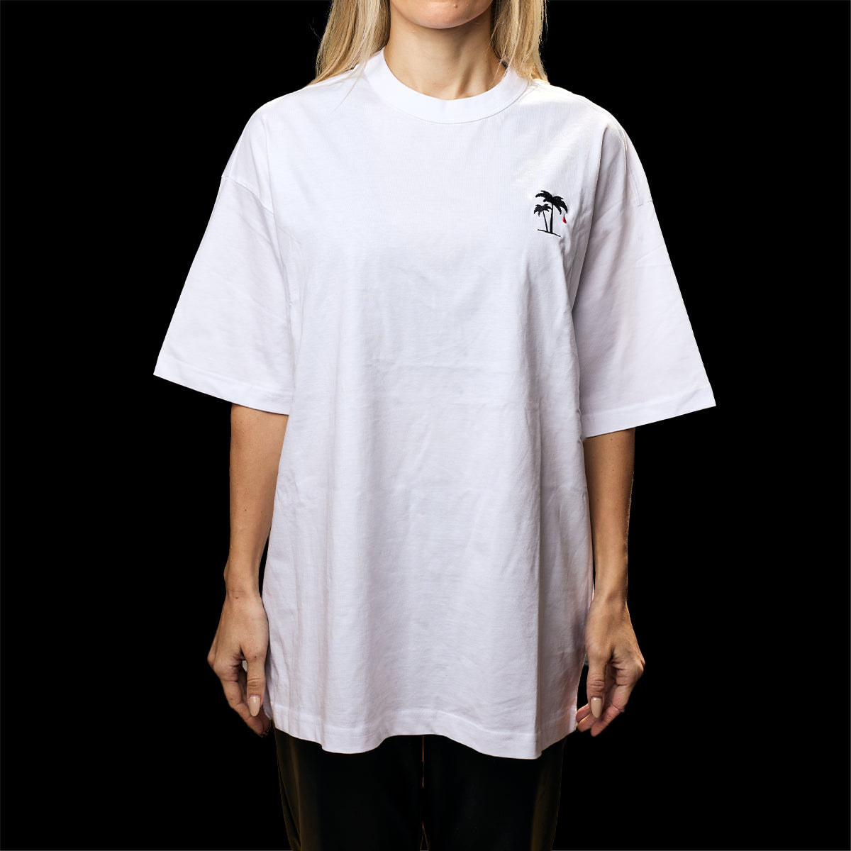 Valkoinen oversize t-paita