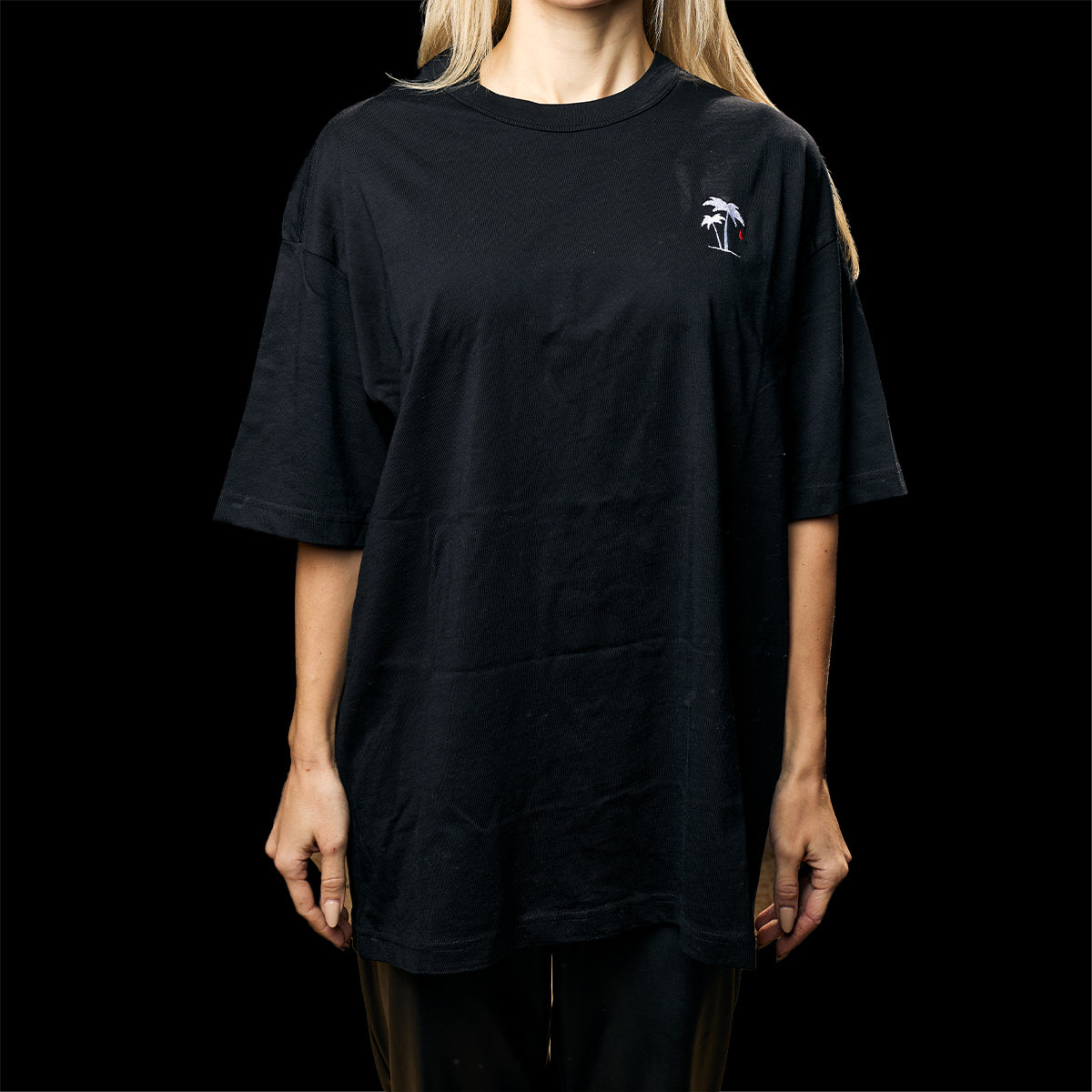 Musta oversize t-paita